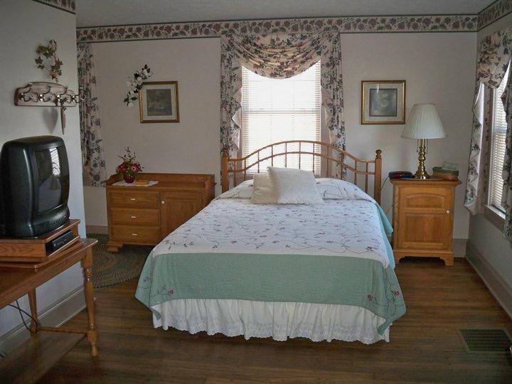 Grapevine House Hotell Winesburg Rum bild