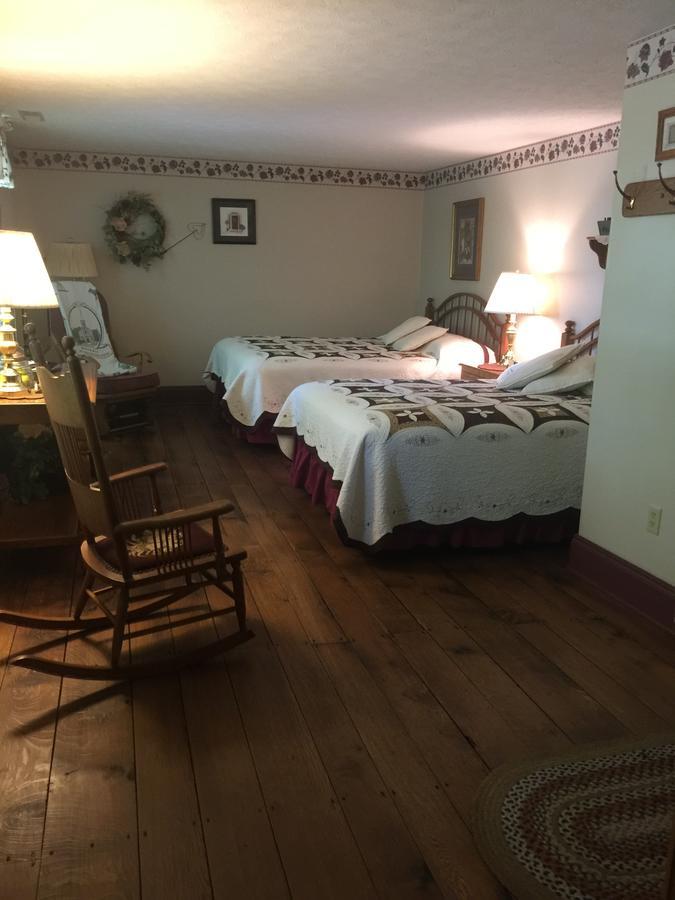 Grapevine House Hotell Winesburg Exteriör bild