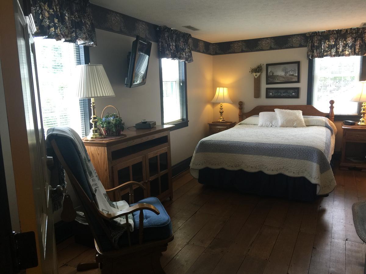 Grapevine House Hotell Winesburg Exteriör bild